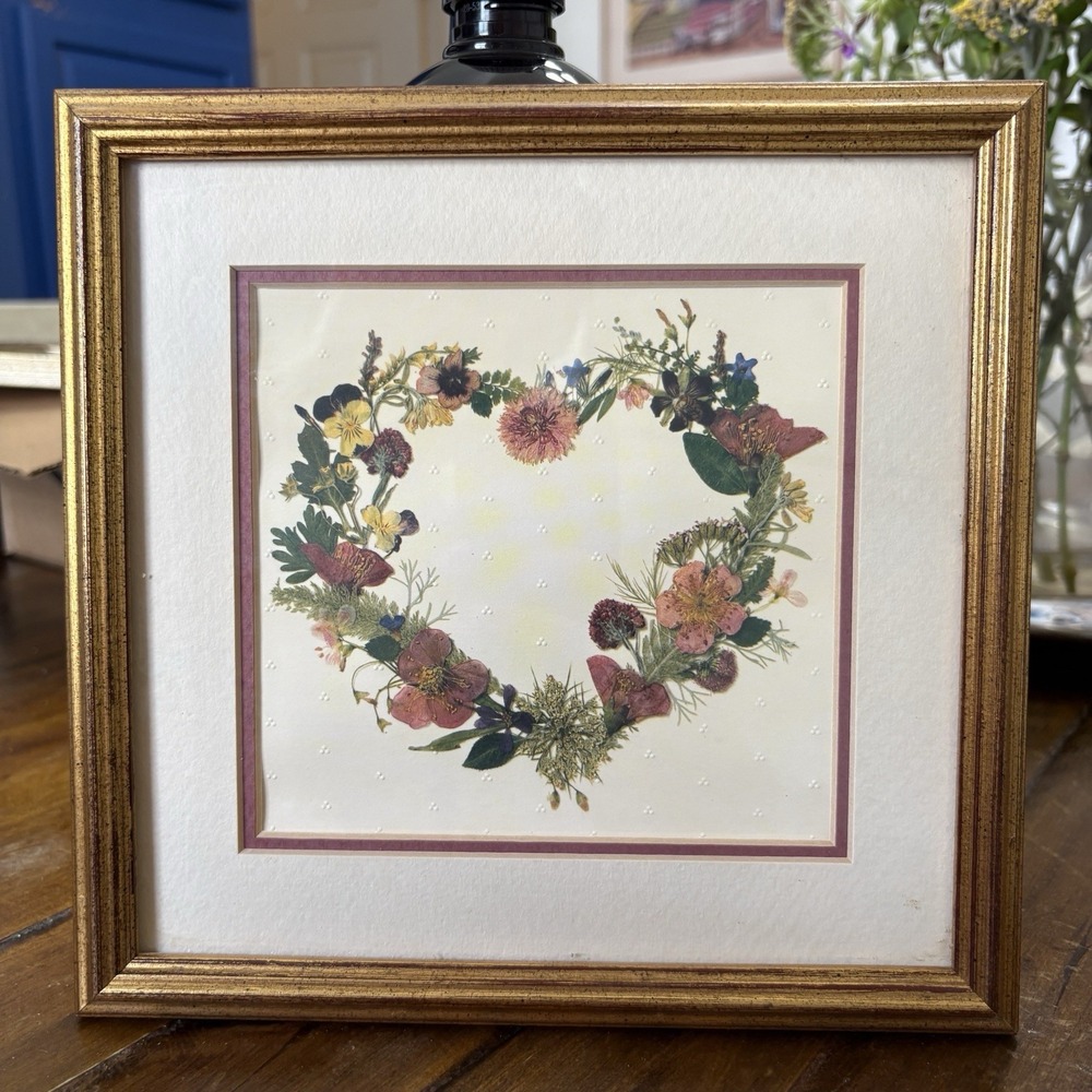 Vtg Wall Art Heart Wreath of Pressed Flowers Framed Granny CottageCore Romantic